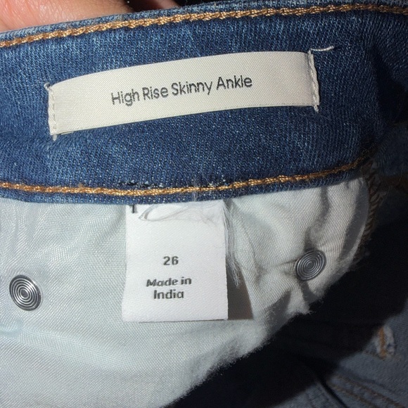 Calvin Klein Women’s High Rise Skinny Ankie Jeans Set of 2 ( Size 2/26 ) - Picture 6 of 11